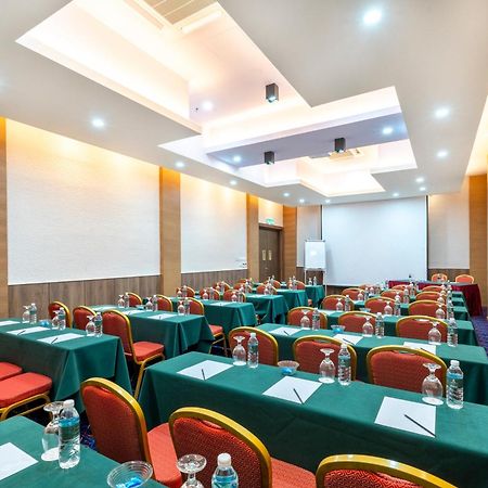 Arena Premier Hotel Seremban Kültér fotó